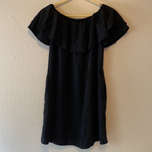 Zara Ruffle Dress - Picture 4 of 4